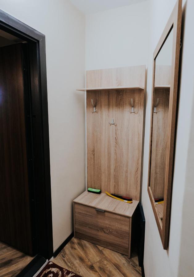 Carla'S Studio Central Palas, Airport Shuttle Iasi Eksteriør billede